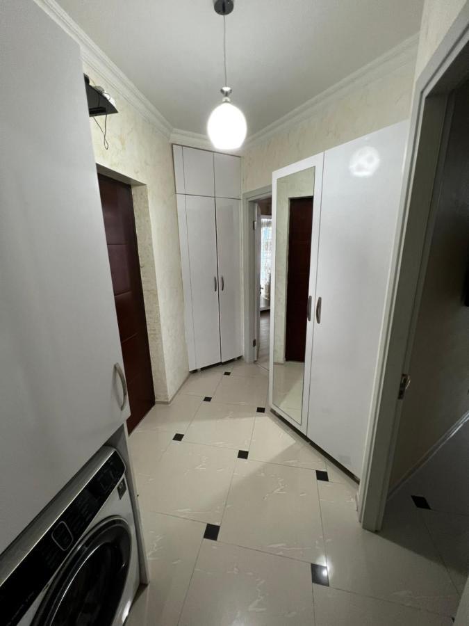Sea Apartments 巴统 外观 照片